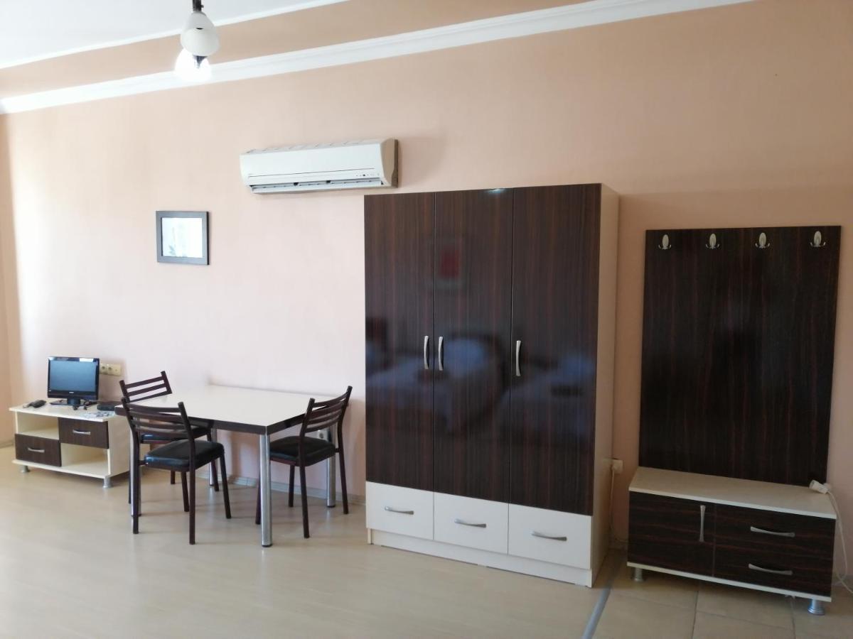 Mina apart otel Kundu Exterior foto