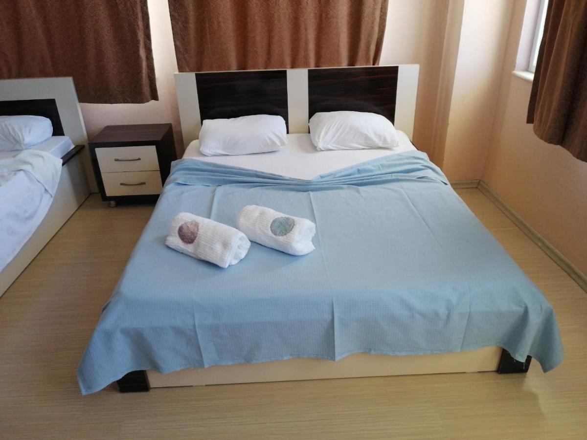 Mina apart otel Kundu Exterior foto